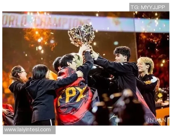 全球总决赛特别报道揭示FPX战队从默默无闻到巅峰荣耀的成长历程实时数据